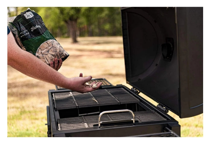 Oklahoma Joe's Smokers Hickory Wood Chips (A)